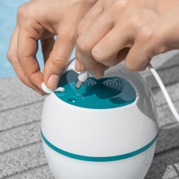 Bestway Плавающая Bluetooth колонка с Led-подсветкой, для бассейна