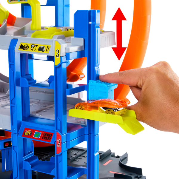 Игровой набор Hot Wheels «Гараж с мега-петлёй»